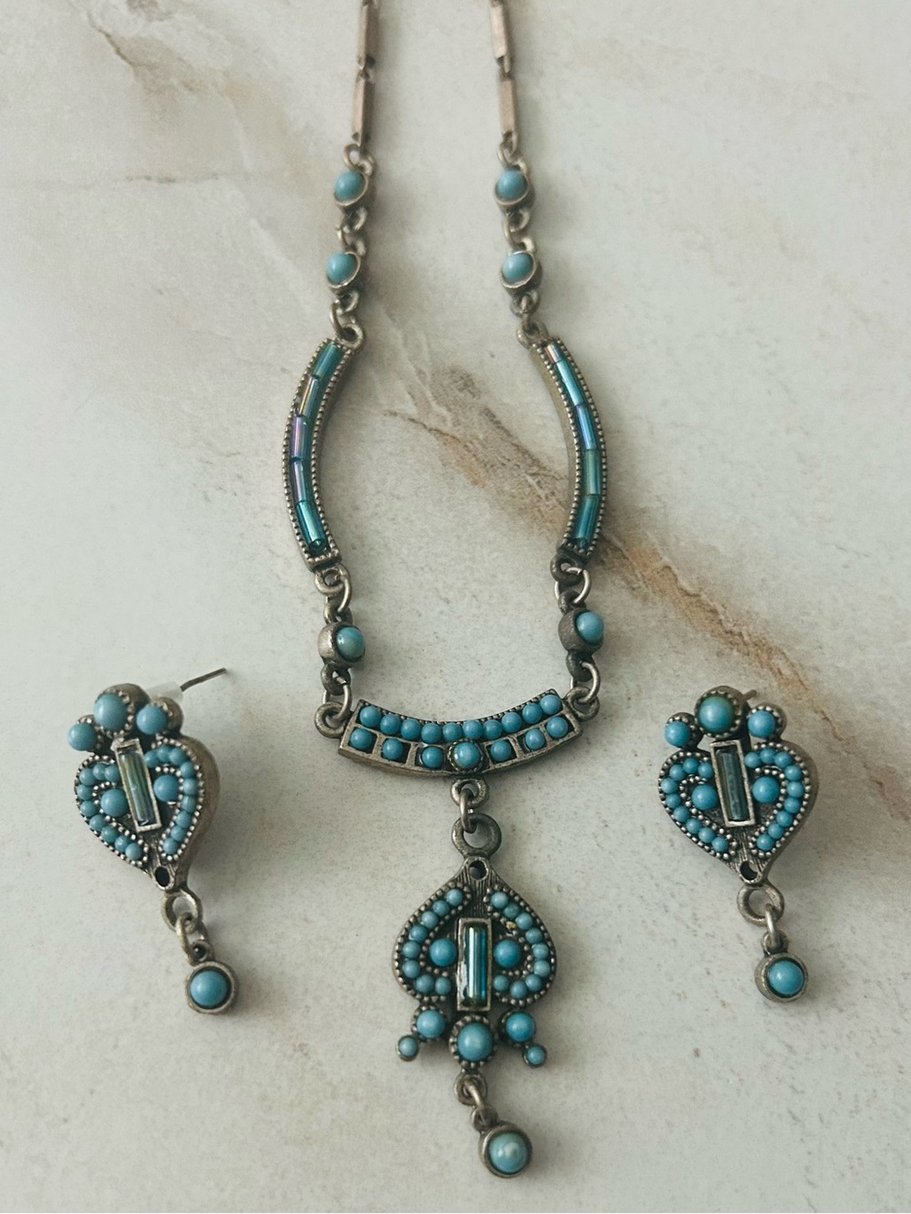 Vintage Beaded Silver Toned Western Style Necklace & Earring Set